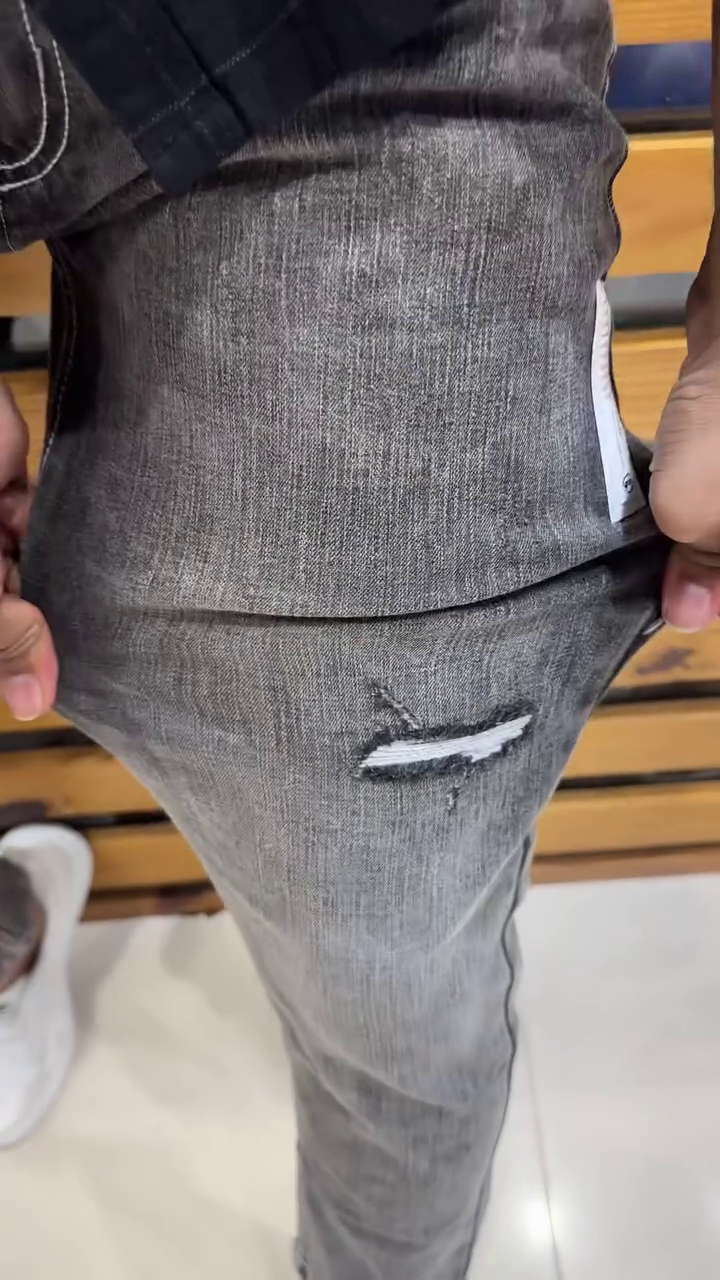 Highlander Men Blue Heavy Faded Highly Distress Tapered Fit Jeans - Image 5