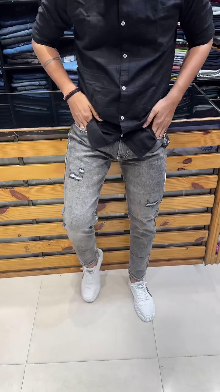 Highlander Men Blue Heavy Faded Highly Distress Tapered Fit Jeans - Image 4