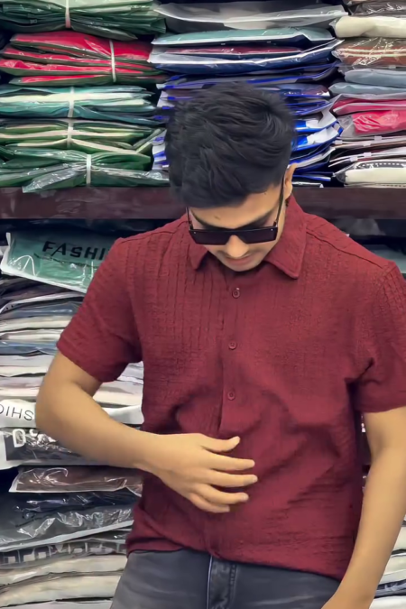 Men Comfort Fit Textured Spread Collar Casual Shirt